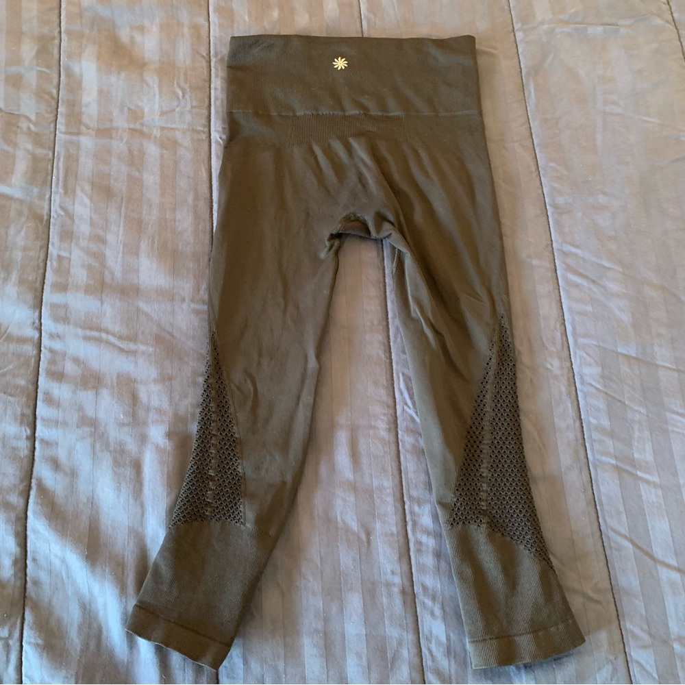 Athleta Breakthrough Laser Cut Tights Size XS - Picture 9 of 11